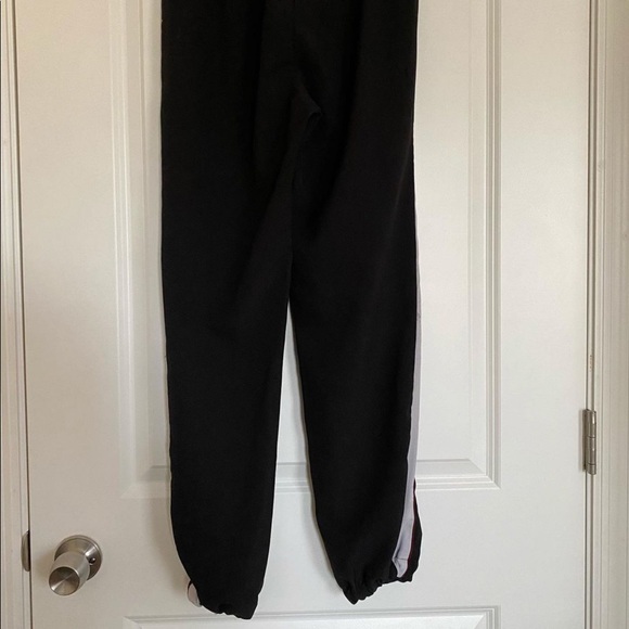 Joggers - Picture 3 of 3